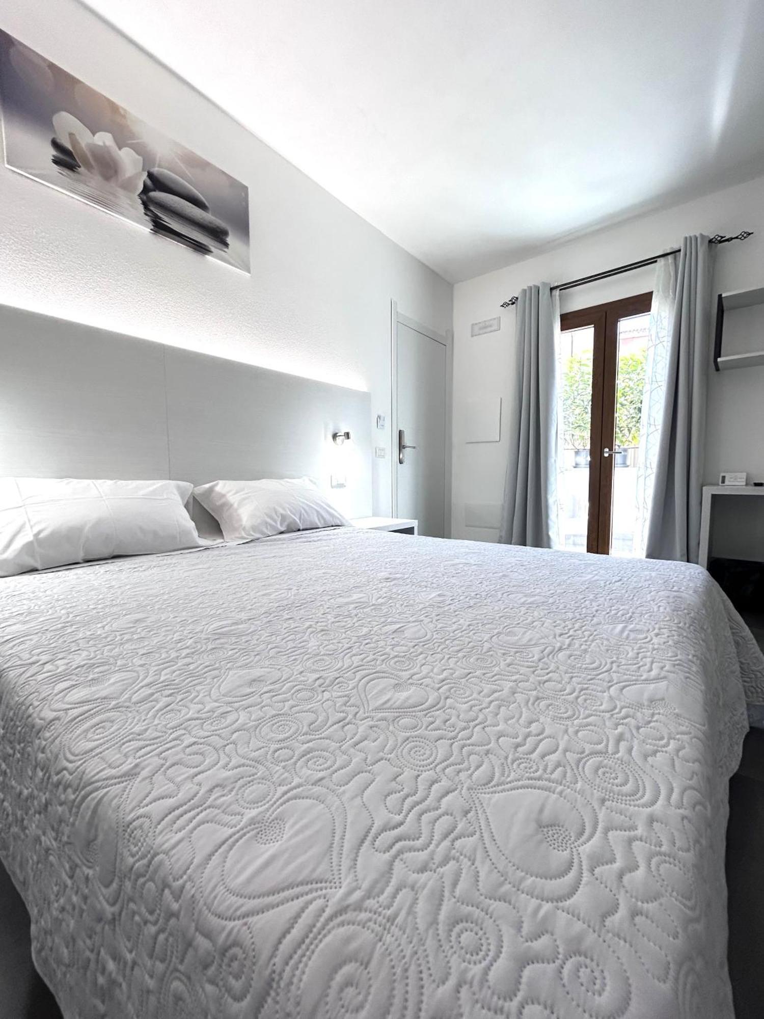 Tortolì Longevity Hotel מראה חיצוני תמונה